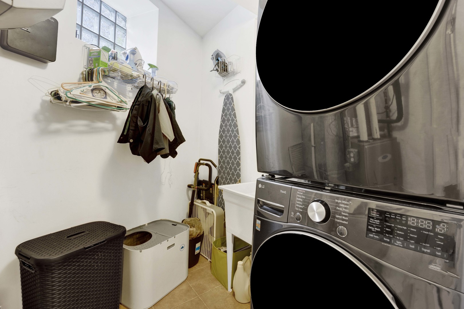 703 W Wellington Avenue Unit: G