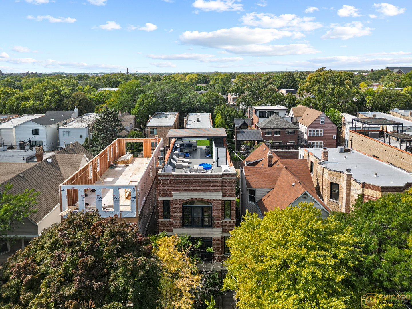 3822 N DAMEN Avenue Unit: 2