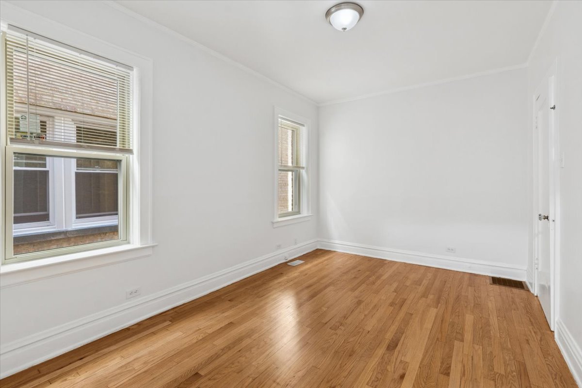 5412 N Kimball Avenue Unit: 1