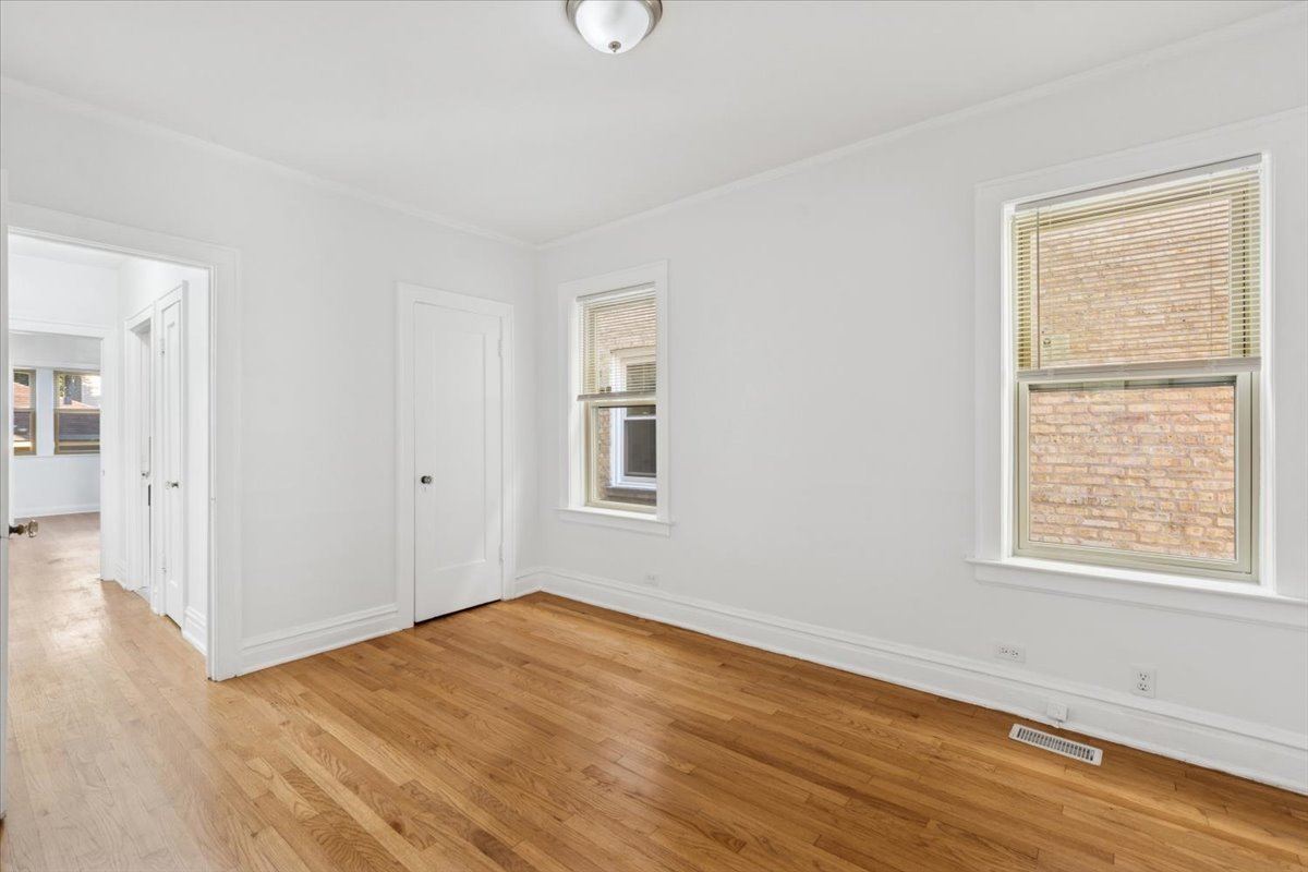 5412 N Kimball Avenue Unit: 1