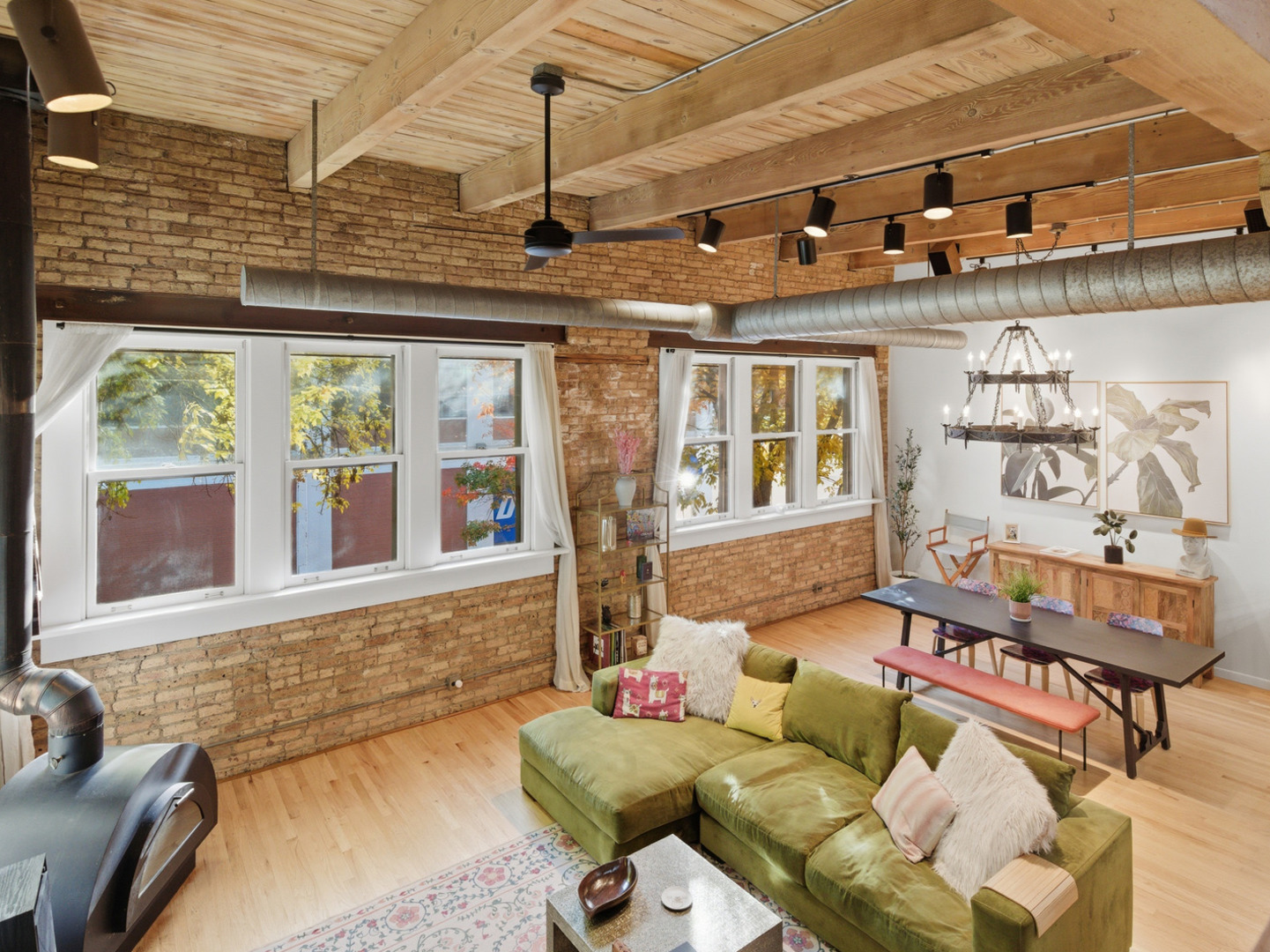 2435 N SHEFFIELD Avenue Unit: 11