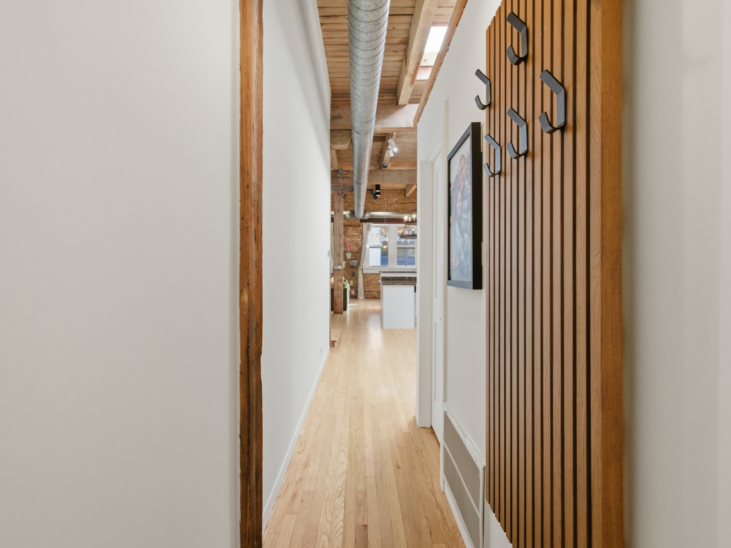 2435 N SHEFFIELD Avenue Unit: 11