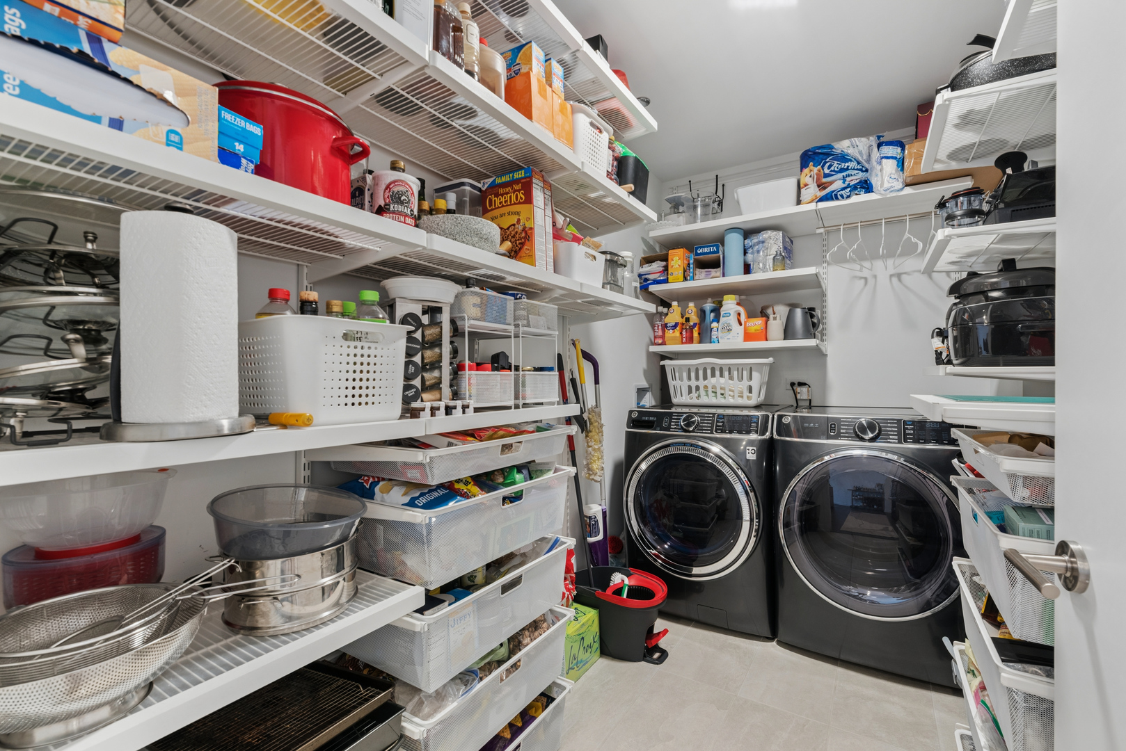 1648 W Division Street Unit: 307