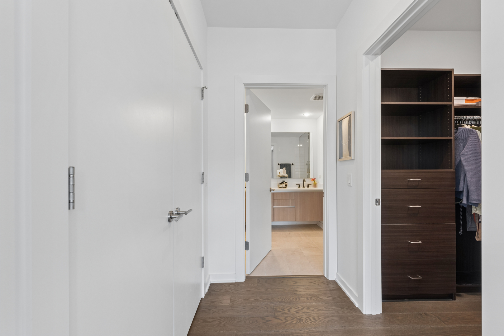 1648 W Division Street Unit: 307