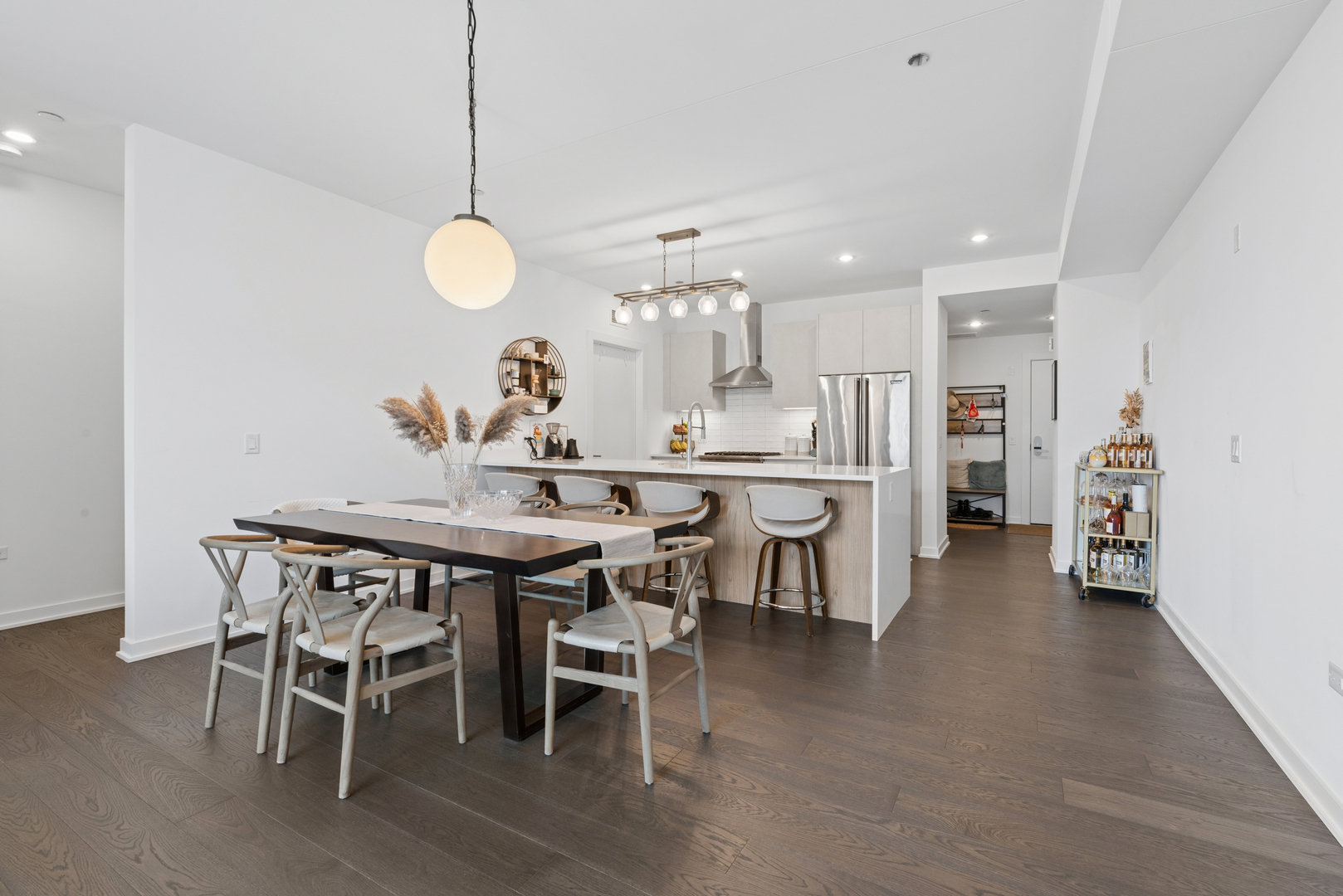 1648 W Division Street Unit: 307