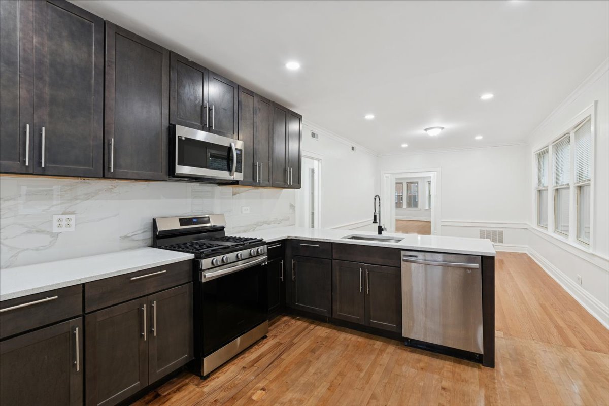 5412 N Kimball Avenue Unit: 2