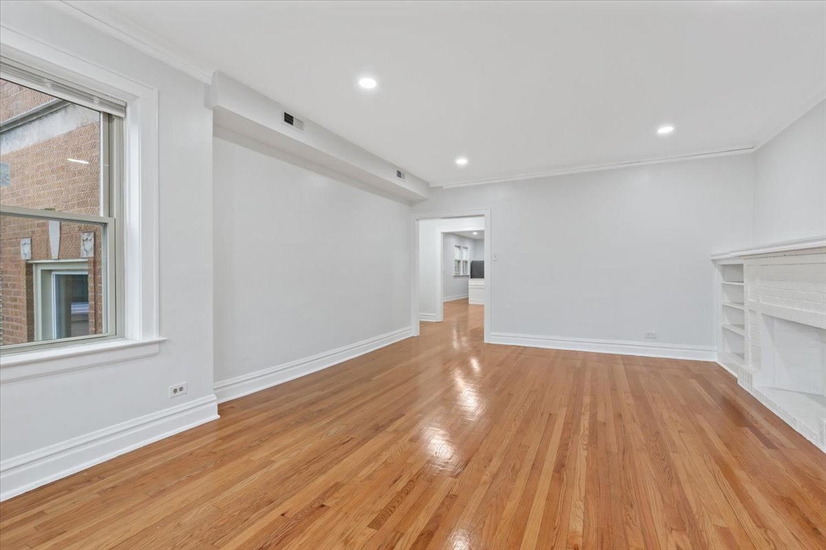 5412 N Kimball Avenue Unit: 2