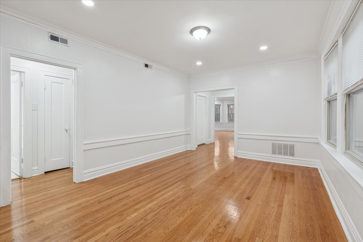 5412 N Kimball Avenue Unit: 2