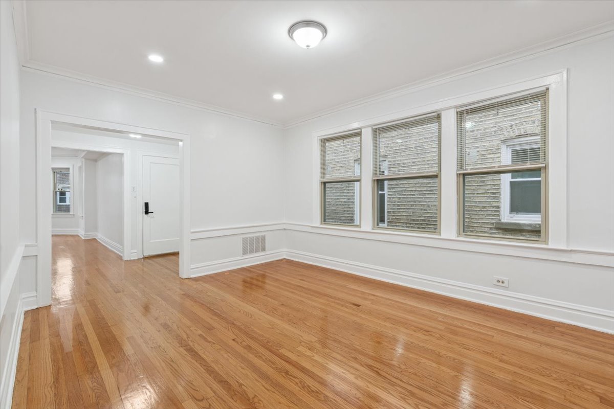 5412 N Kimball Avenue Unit: 2