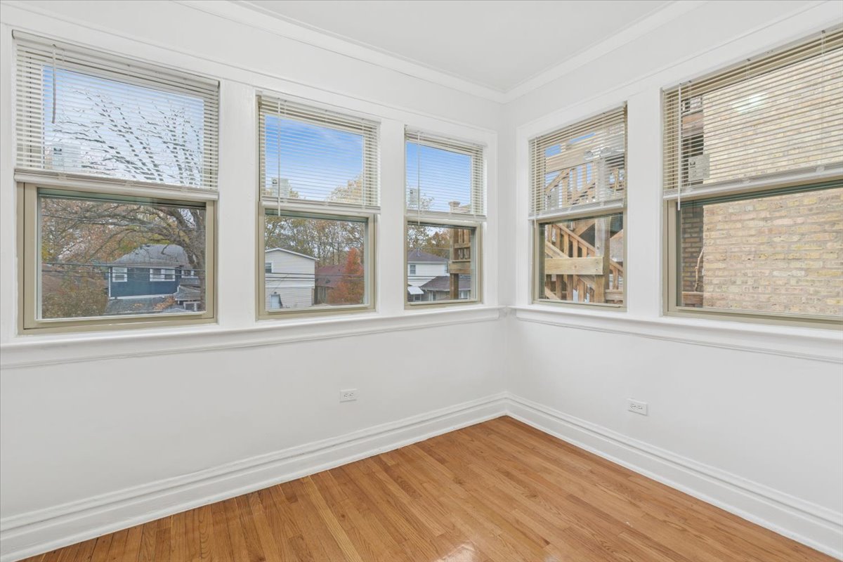 5412 N Kimball Avenue Unit: 2