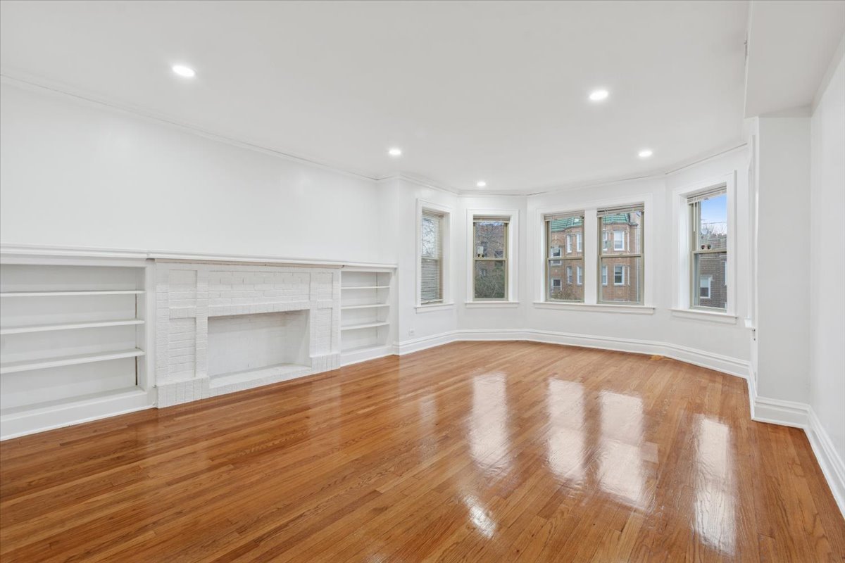 5412 N Kimball Avenue Unit: 2