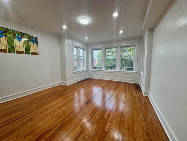 6724 N Campbell Avenue Unit: 2