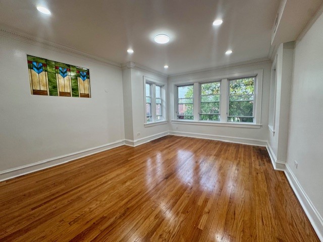6724 N Campbell Avenue Unit: 2