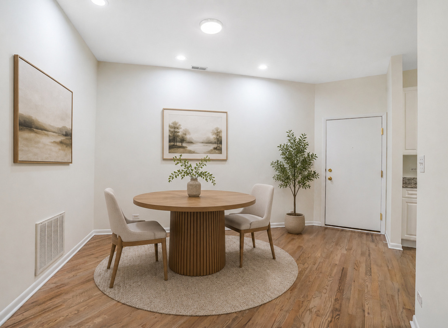 1962 W LAWRENCE Avenue Unit: 303
