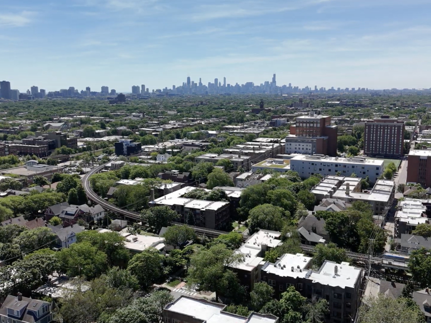 1962 W LAWRENCE Avenue Unit: 303