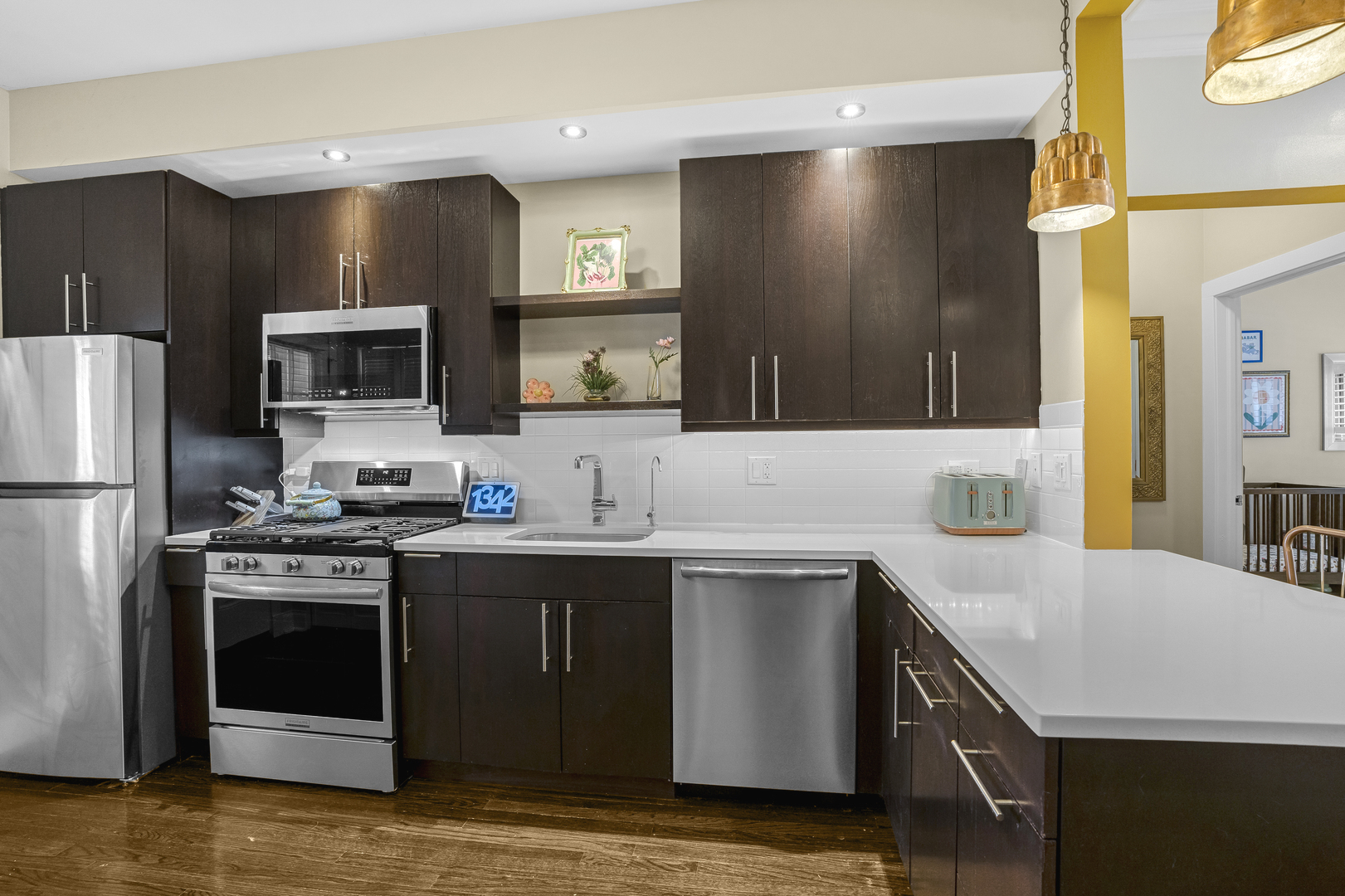 1408 W Catalpa Avenue Unit: 1