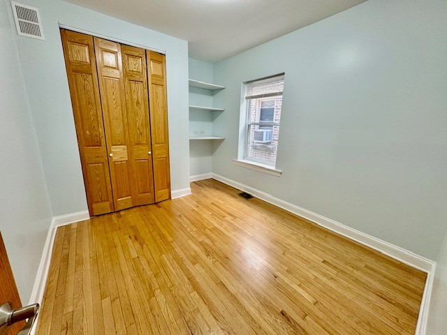 5618 N Artesian Avenue Unit: 1