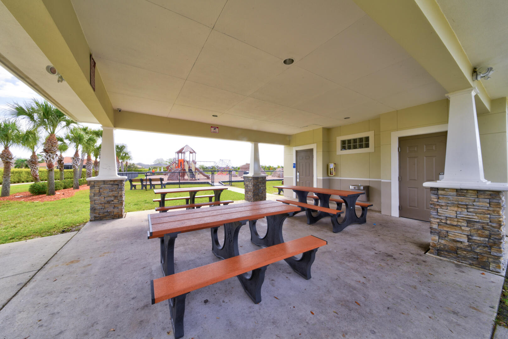 5437 Indigo Crossing Drive