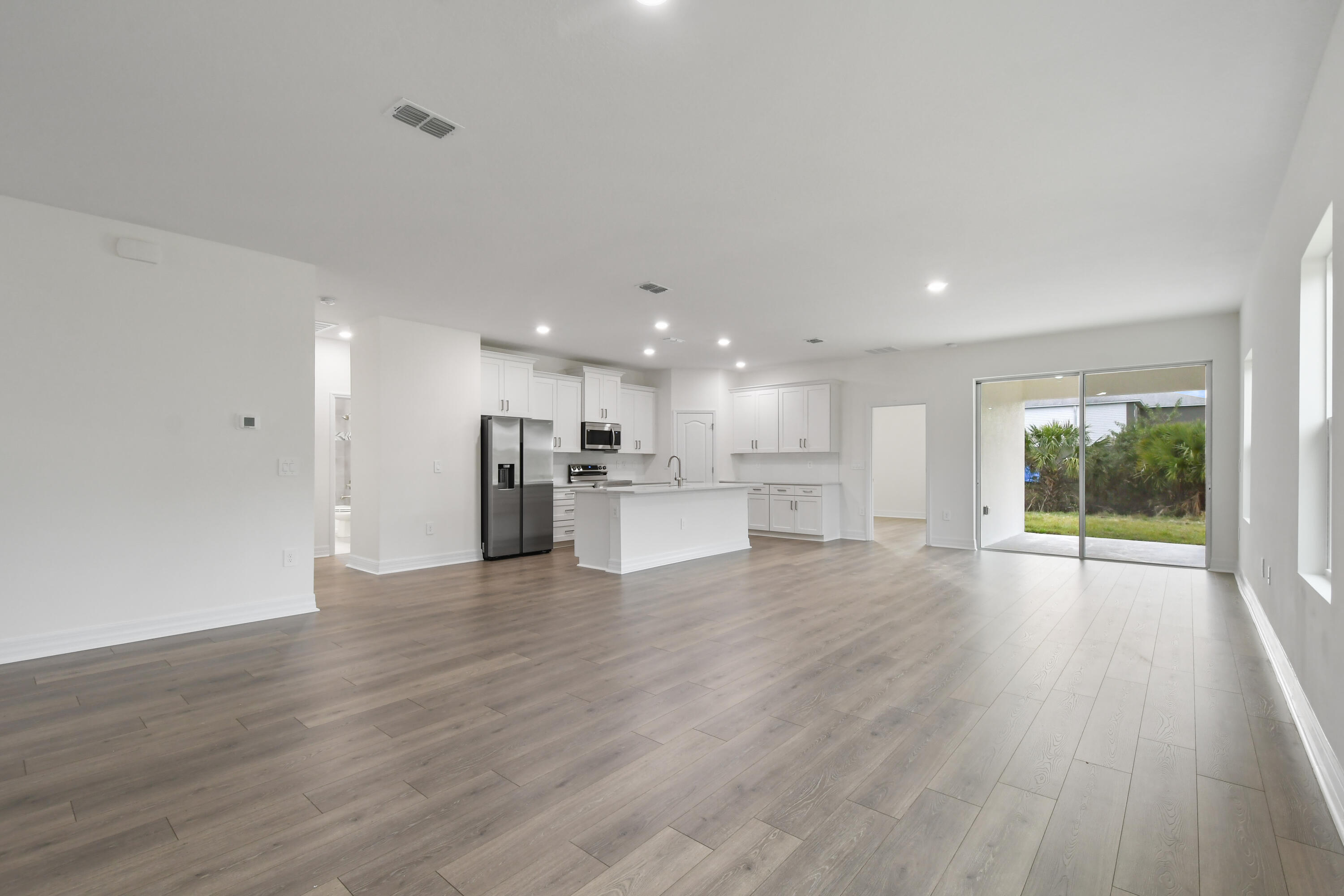 320 Cavern Avenue SE
