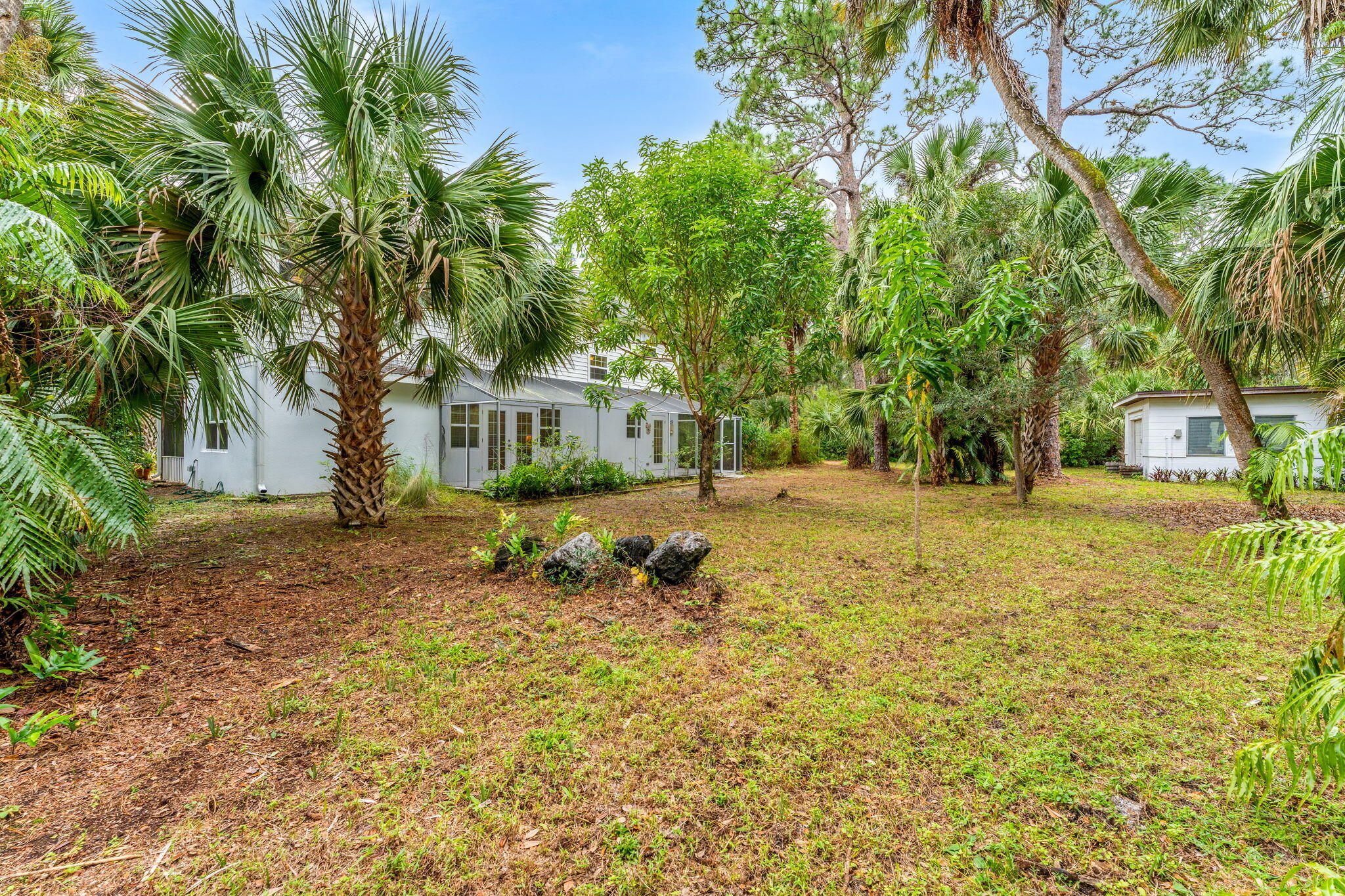 5800 Live Oak Avenue