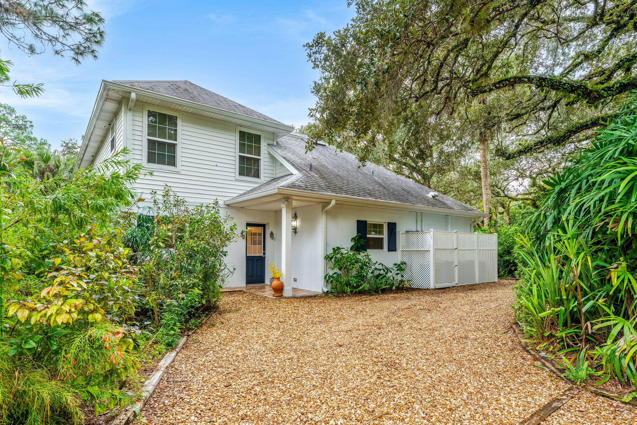 5800 Live Oak Avenue