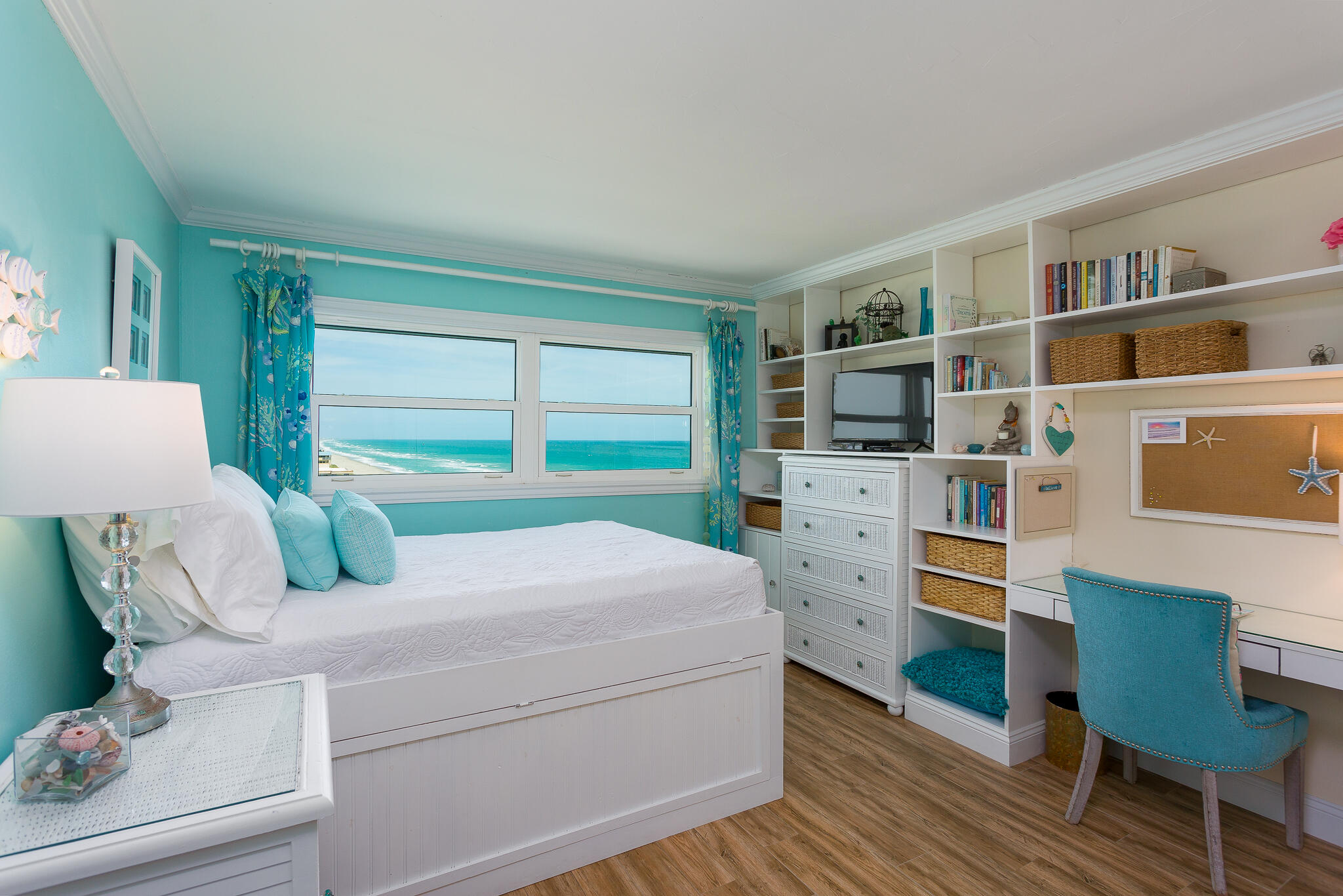 877 N Highway A1a, 1201