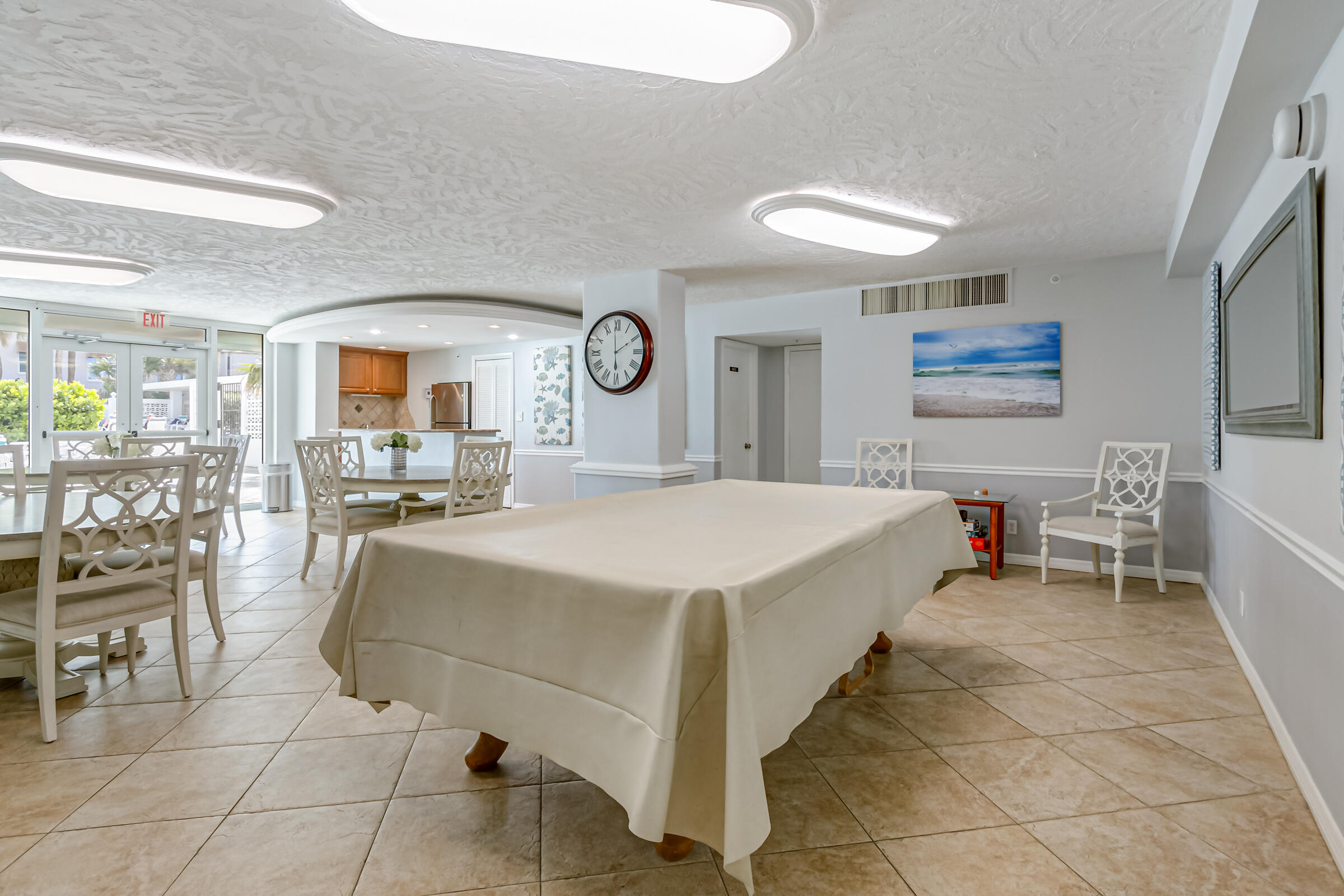 877 N Highway A1a, 1201