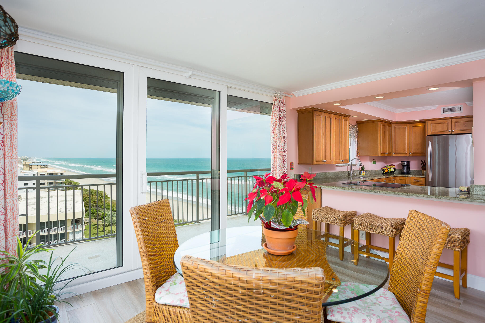 877 N Highway A1a, 1201