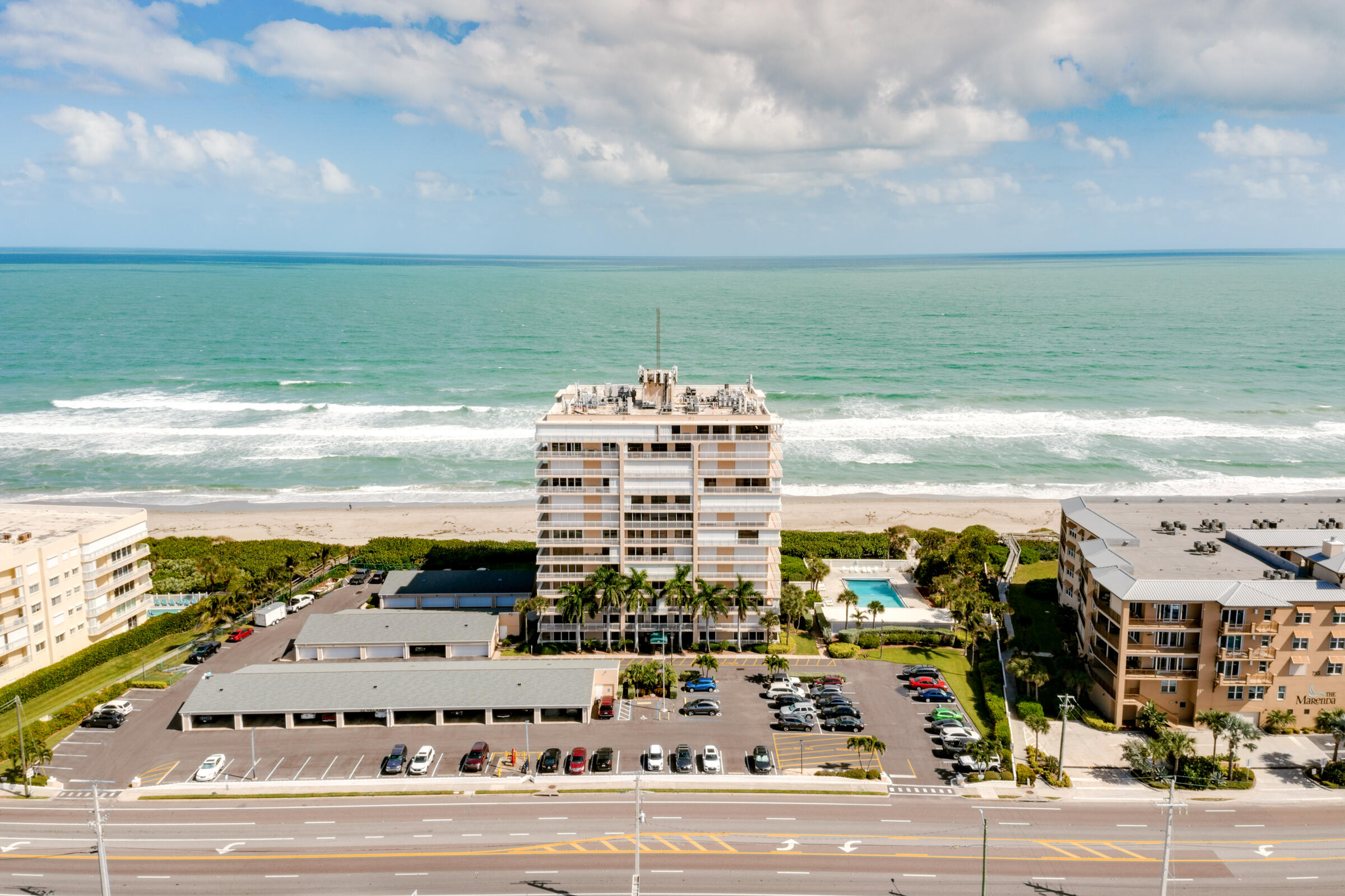 877 N Highway A1a, 1201