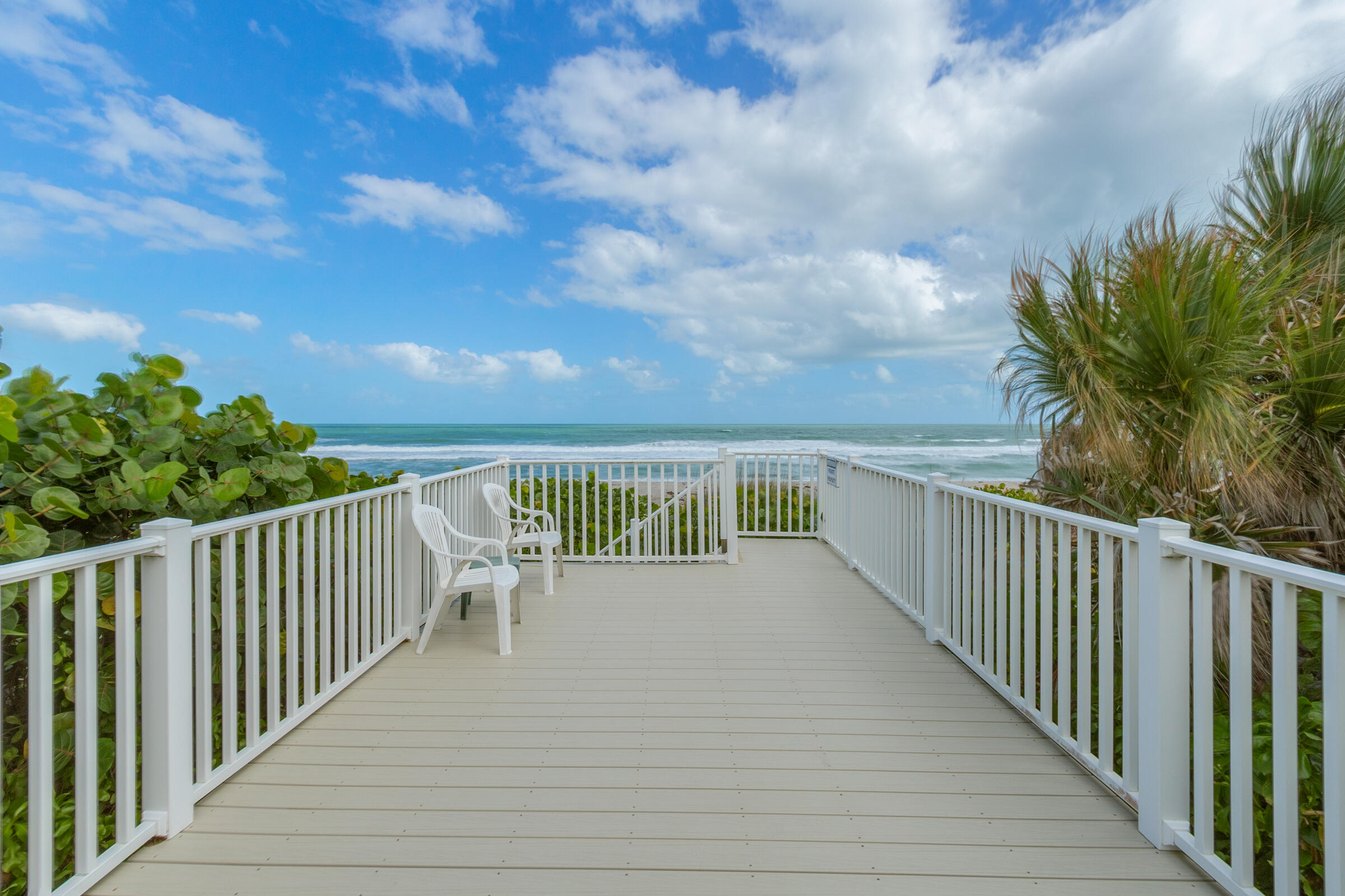 877 N Highway A1a, 1201