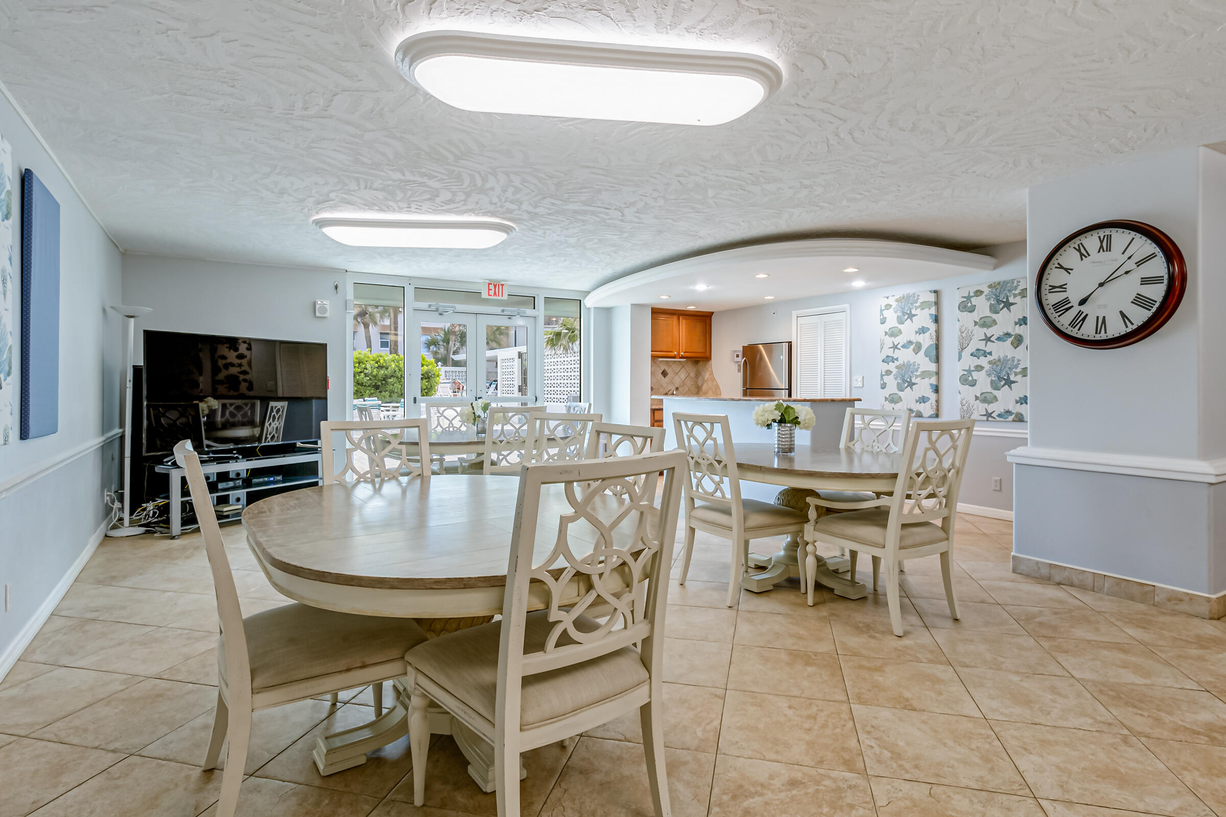 877 N Highway A1a, 1201