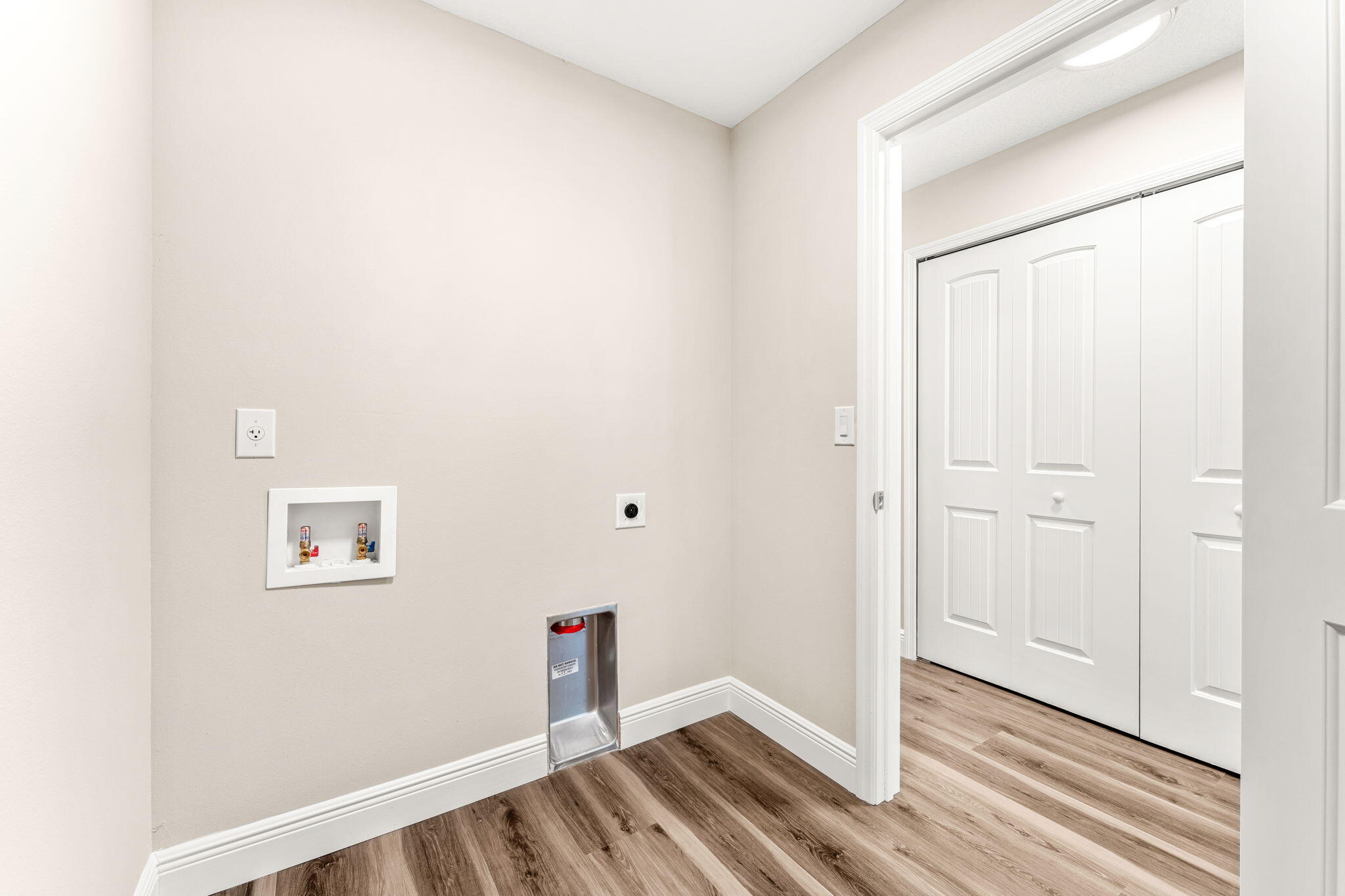 1183 Cannon Street