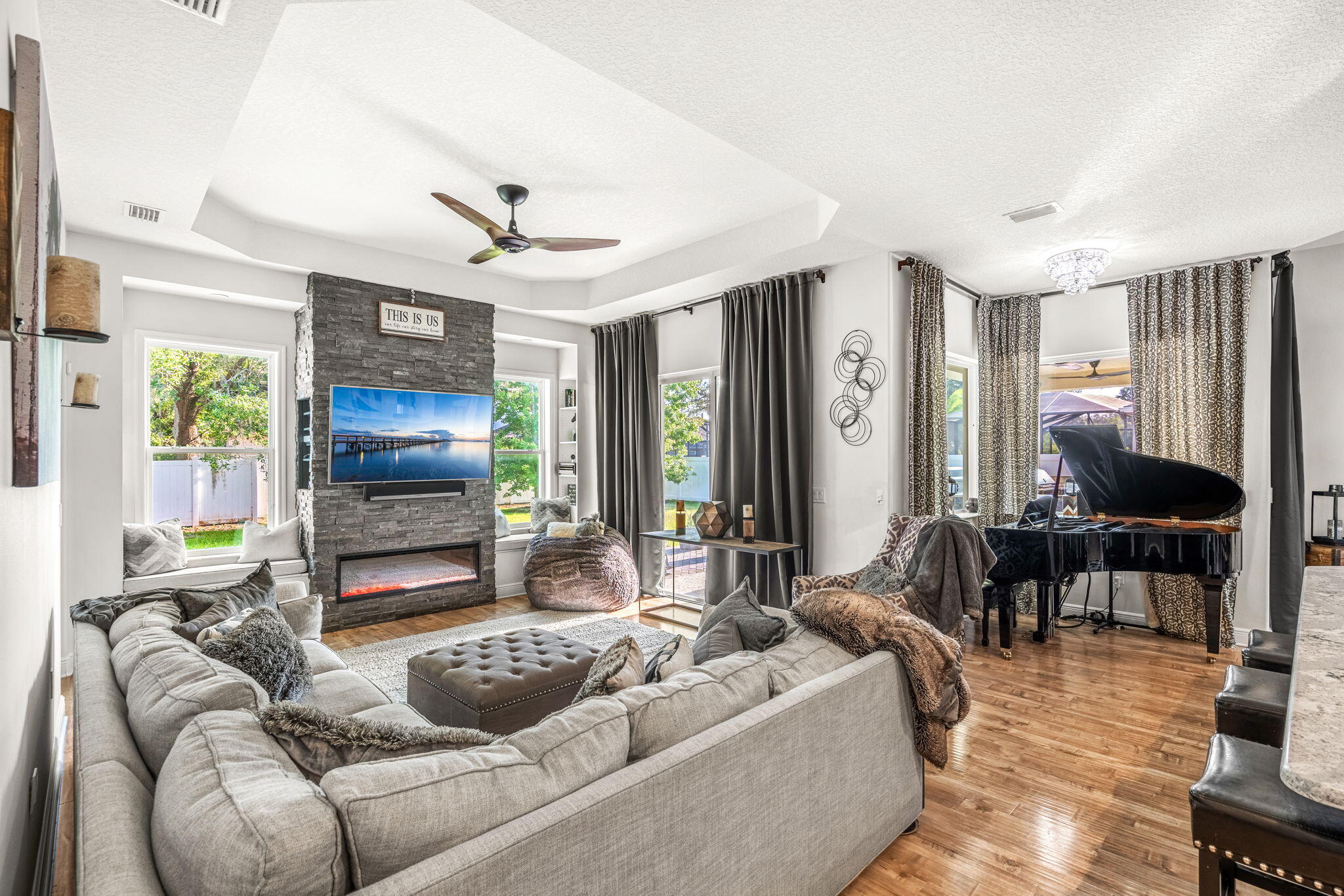 120 Via Catalano Court NE