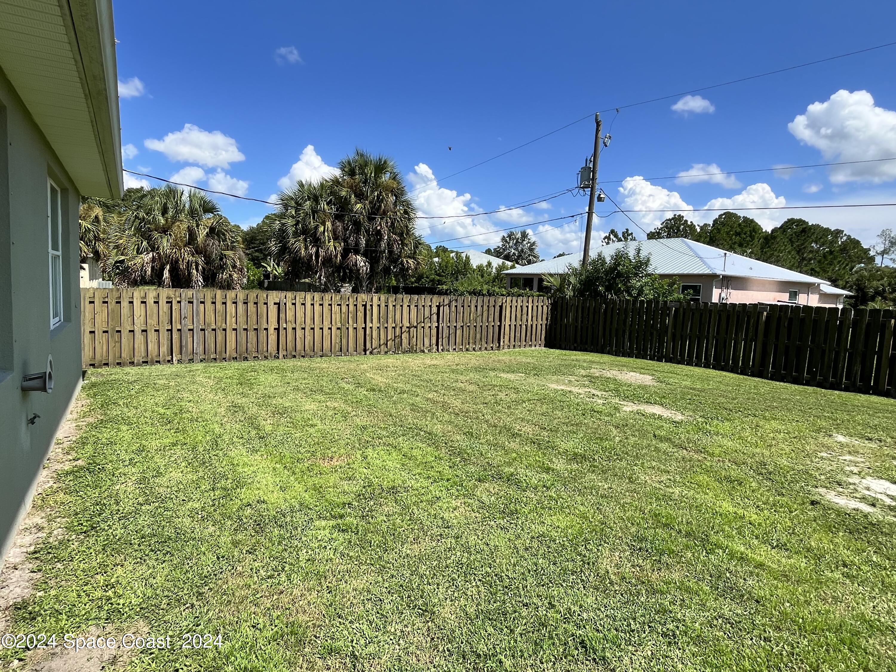 1874 Bermuda Court