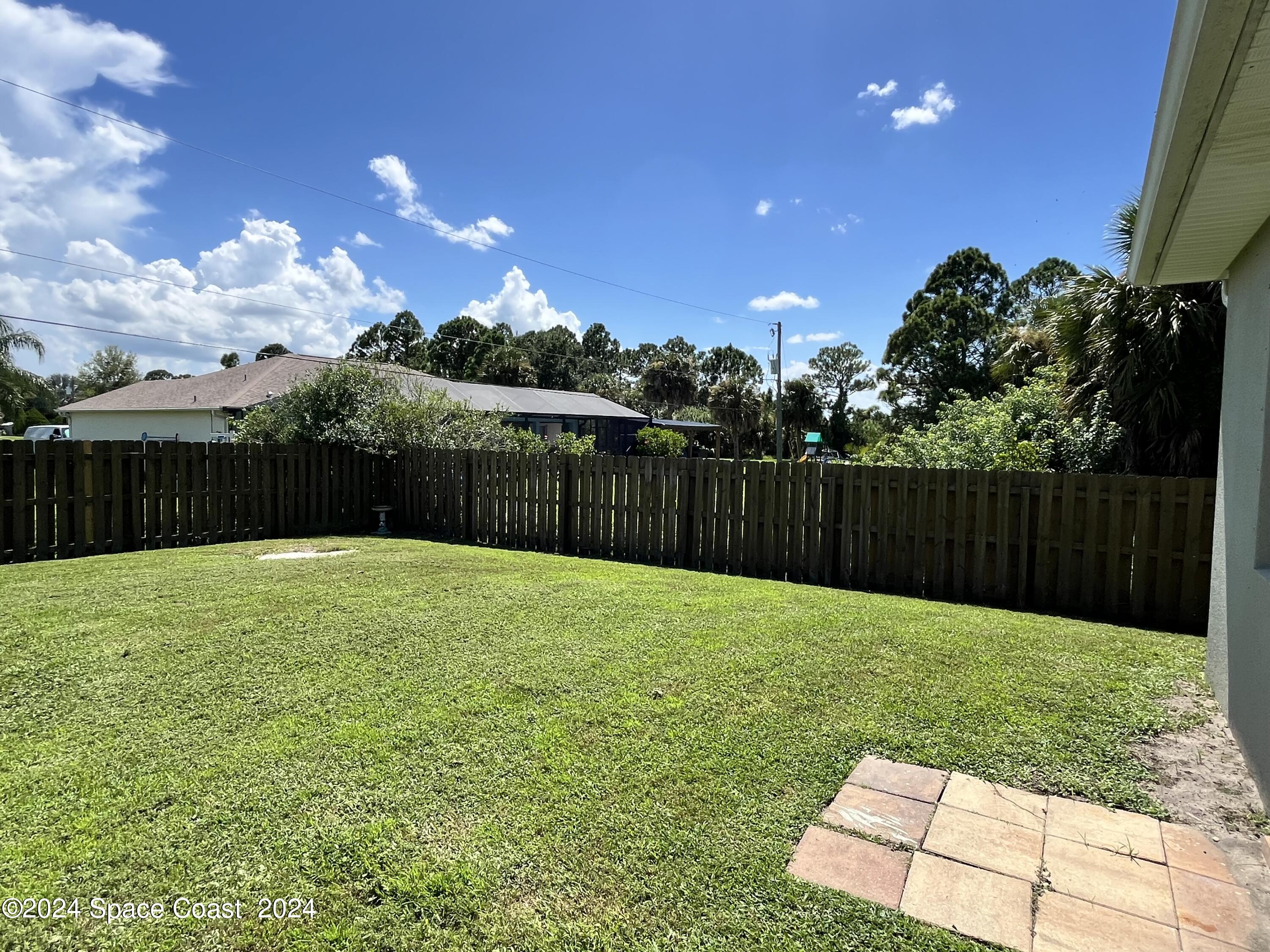 1874 Bermuda Court