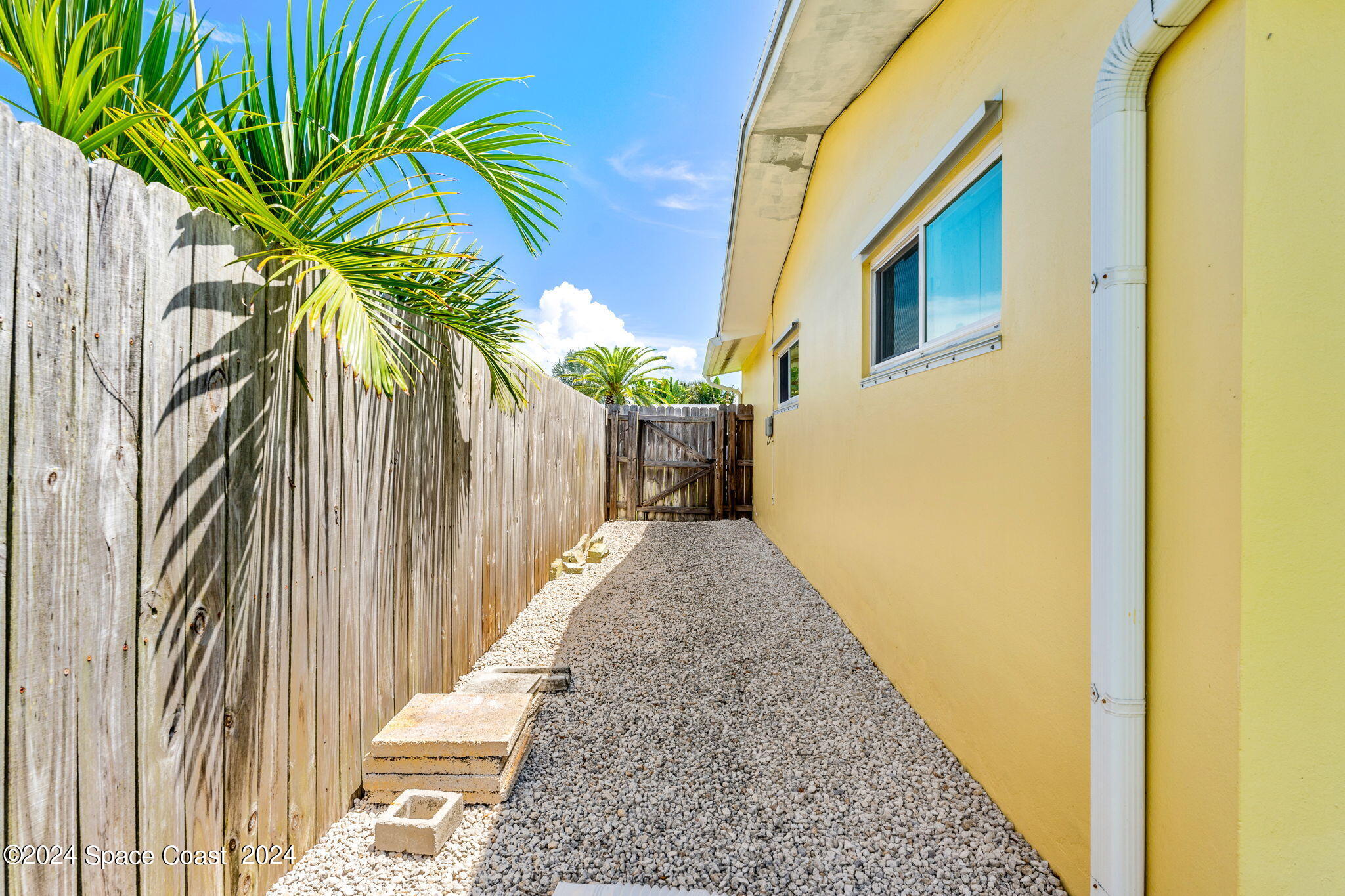 202 Micanopy Court