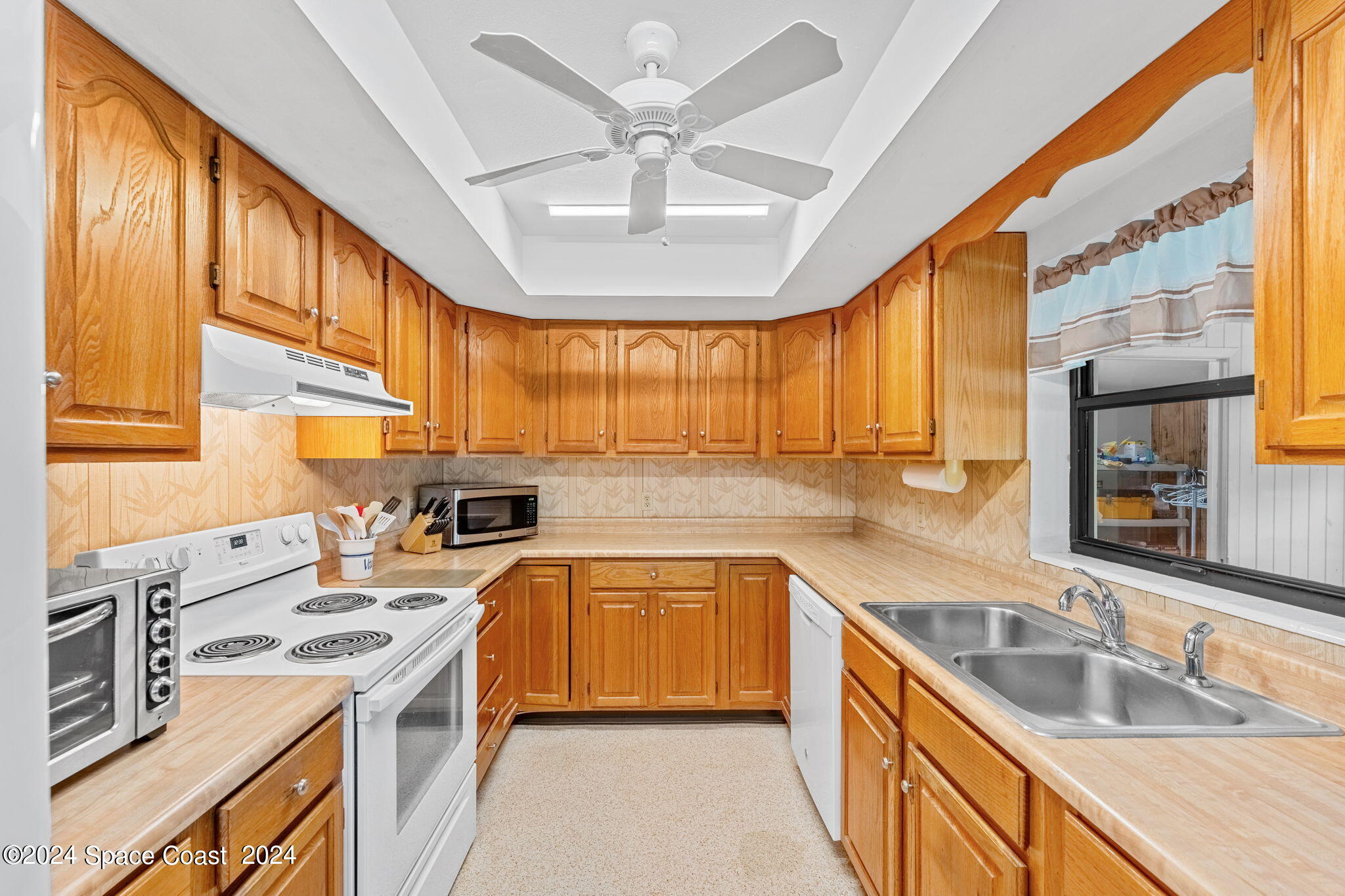 202 Micanopy Court