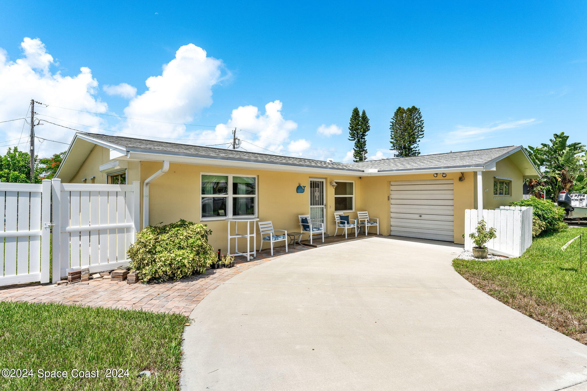 202 Micanopy Court
