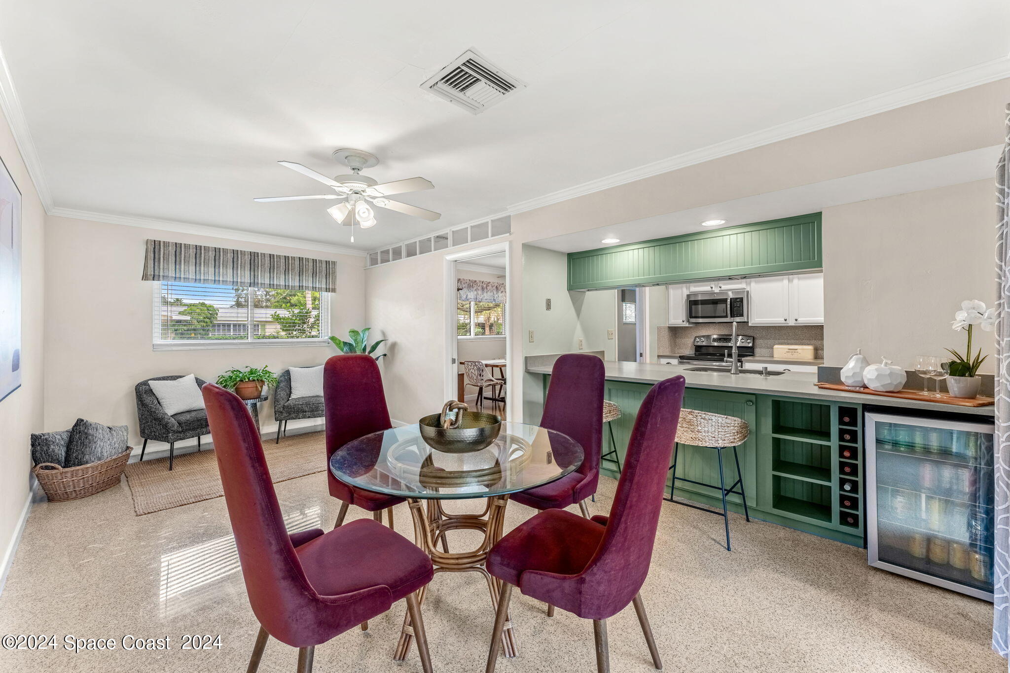 545 Seabreeze Drive