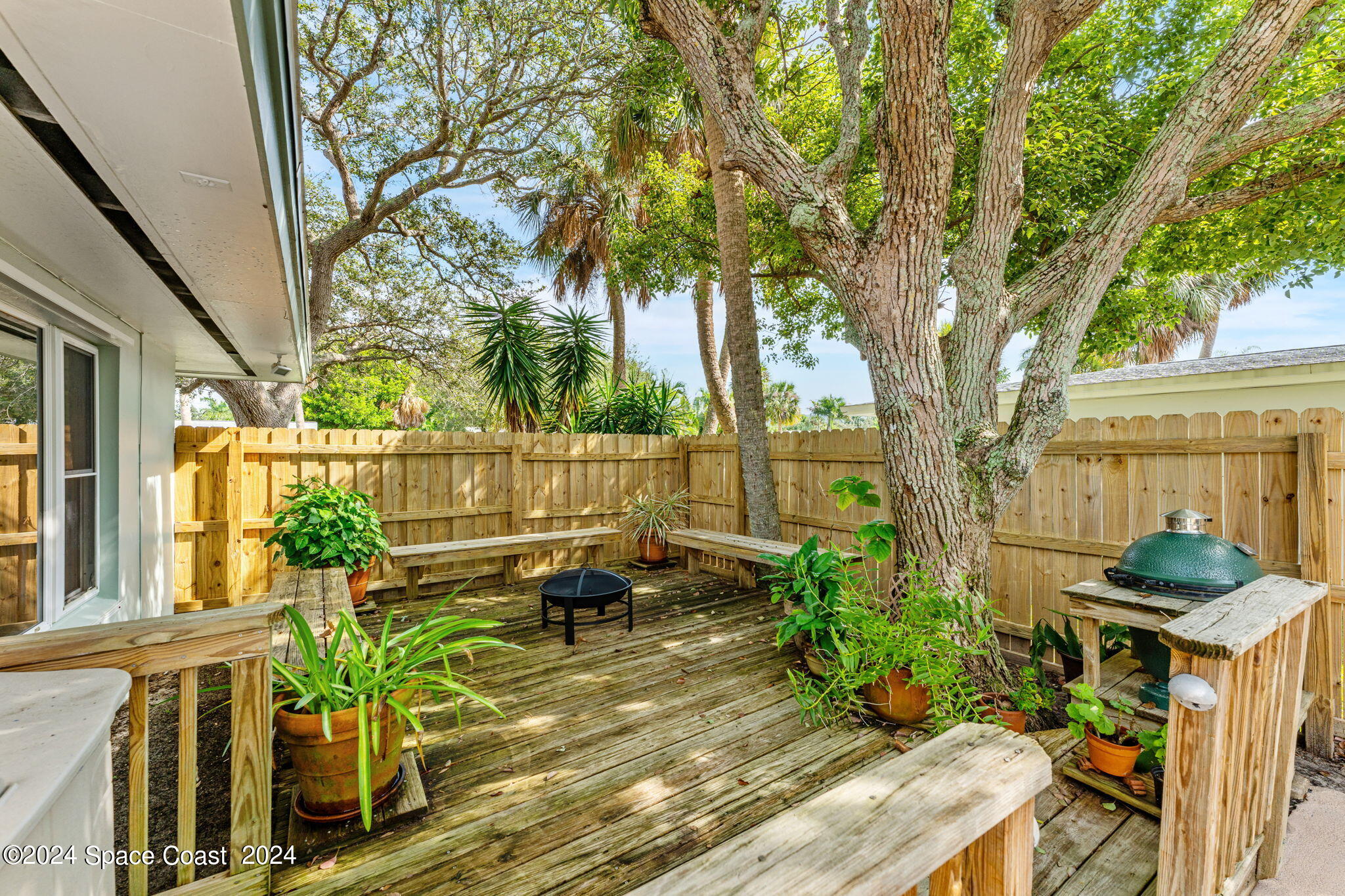 545 Seabreeze Drive