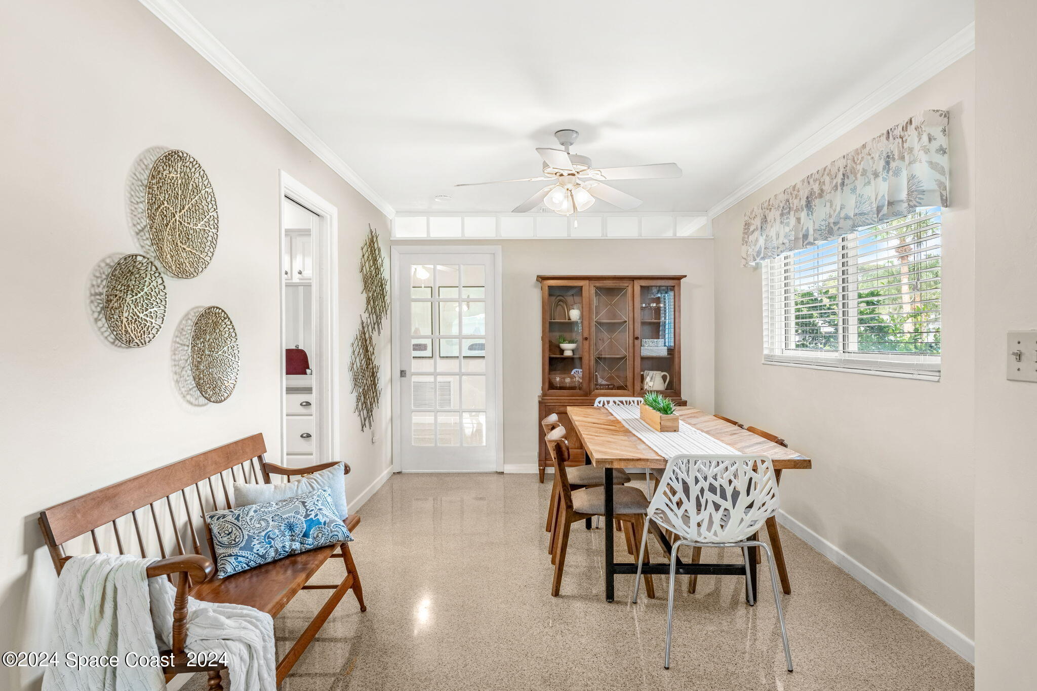 545 Seabreeze Drive