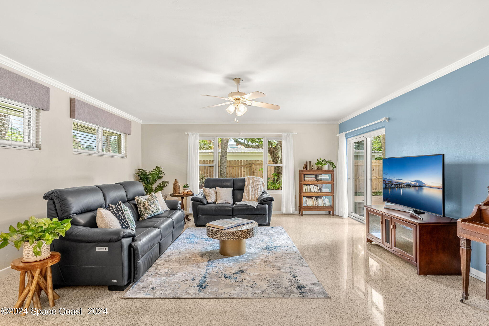 545 Seabreeze Drive