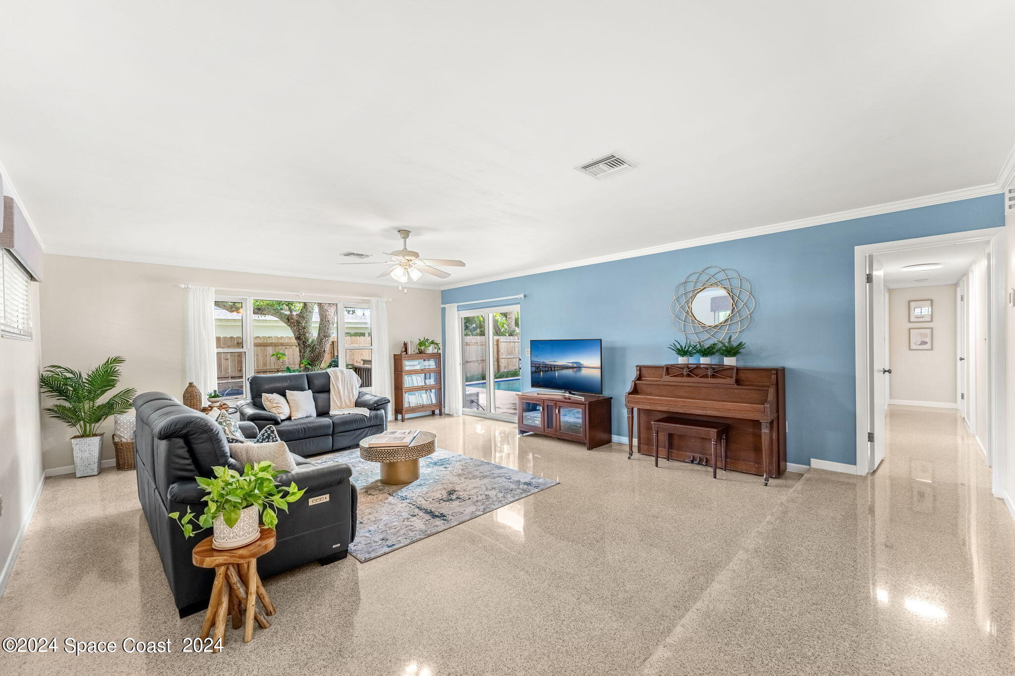 545 Seabreeze Drive
