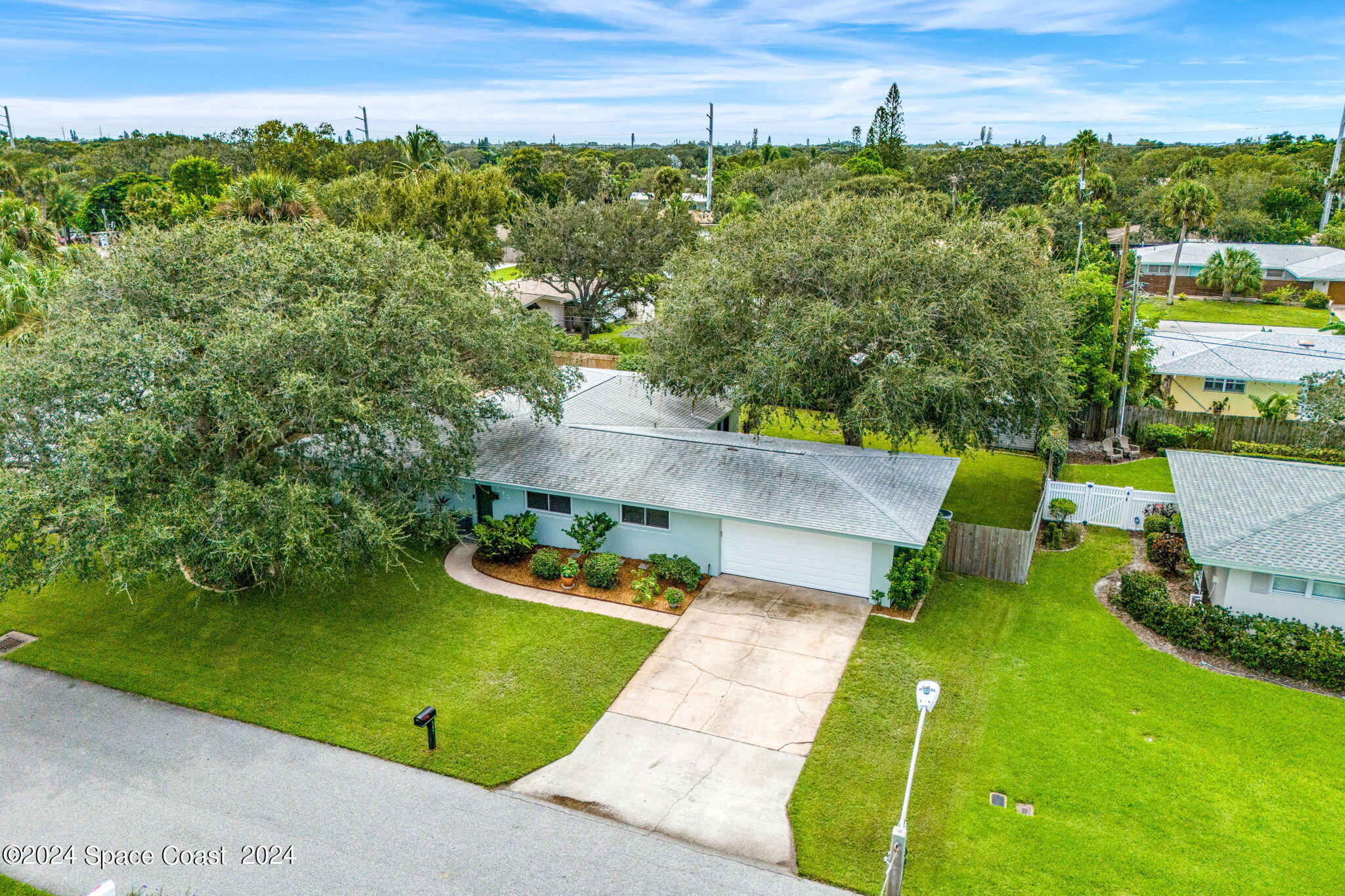 545 Seabreeze Drive