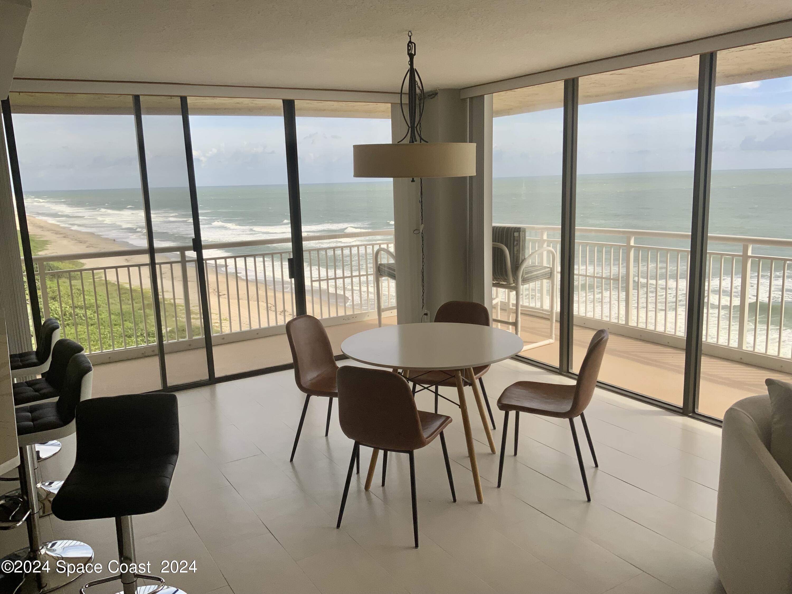 877 N Highway A1a, 1003