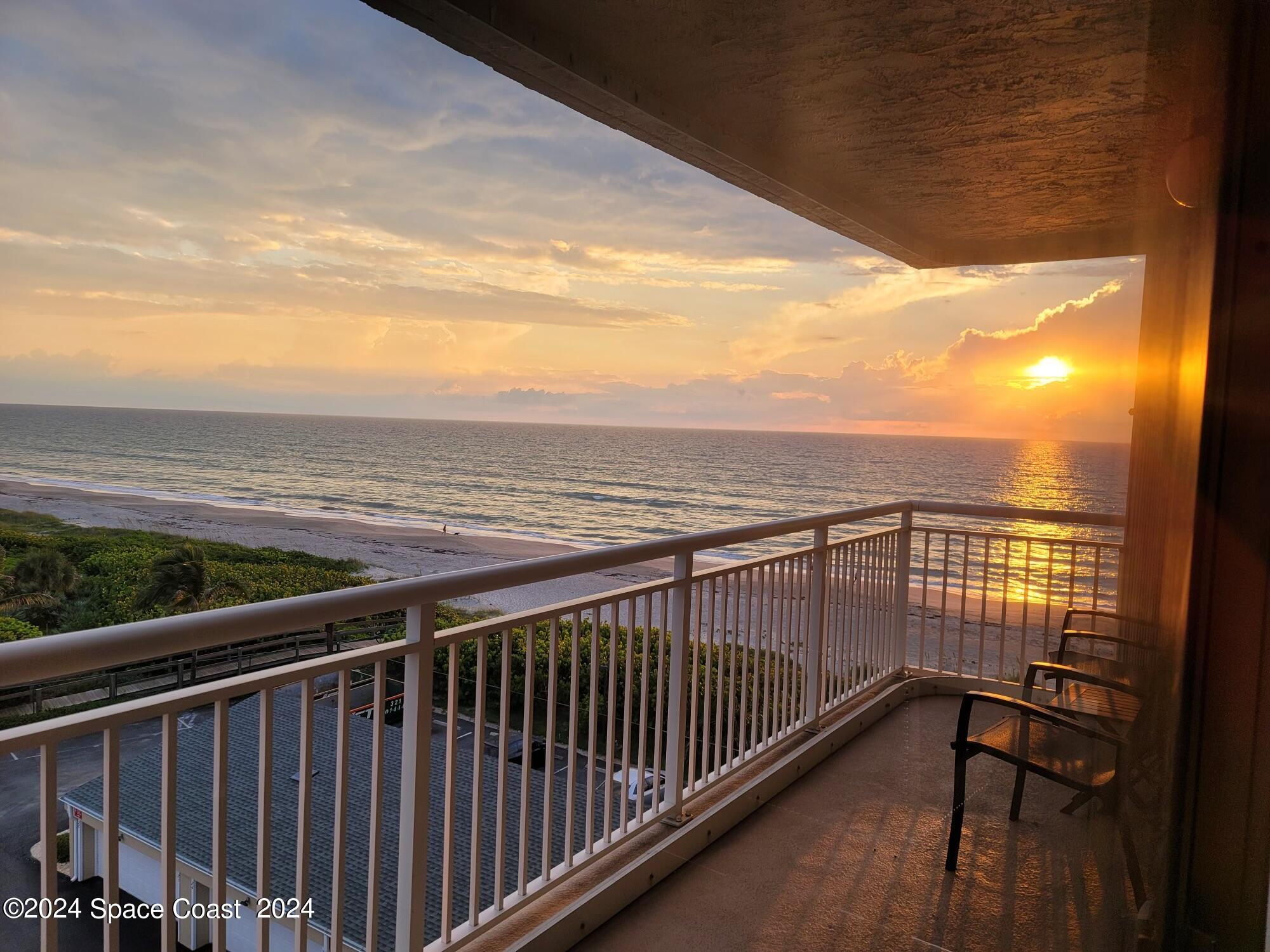 877 N Highway A1a, 1003