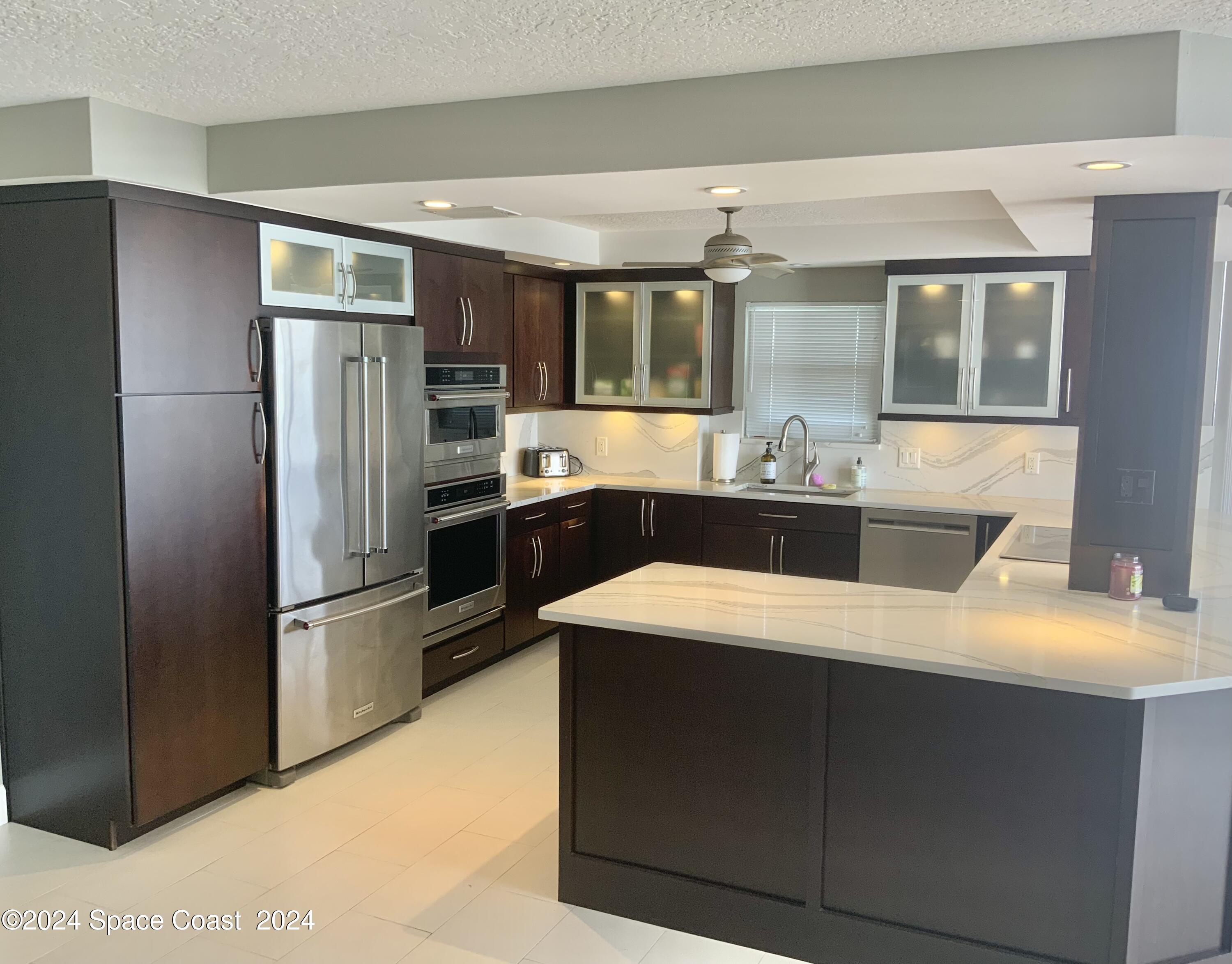 877 N Highway A1a, 1003