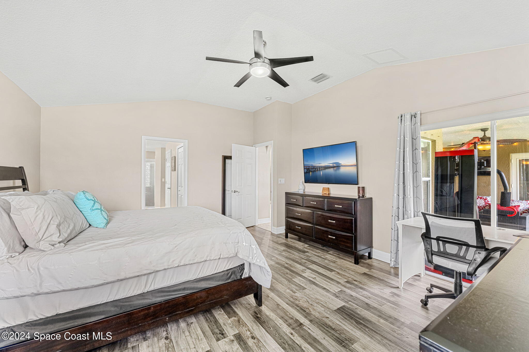 4127 San Ysidro Way