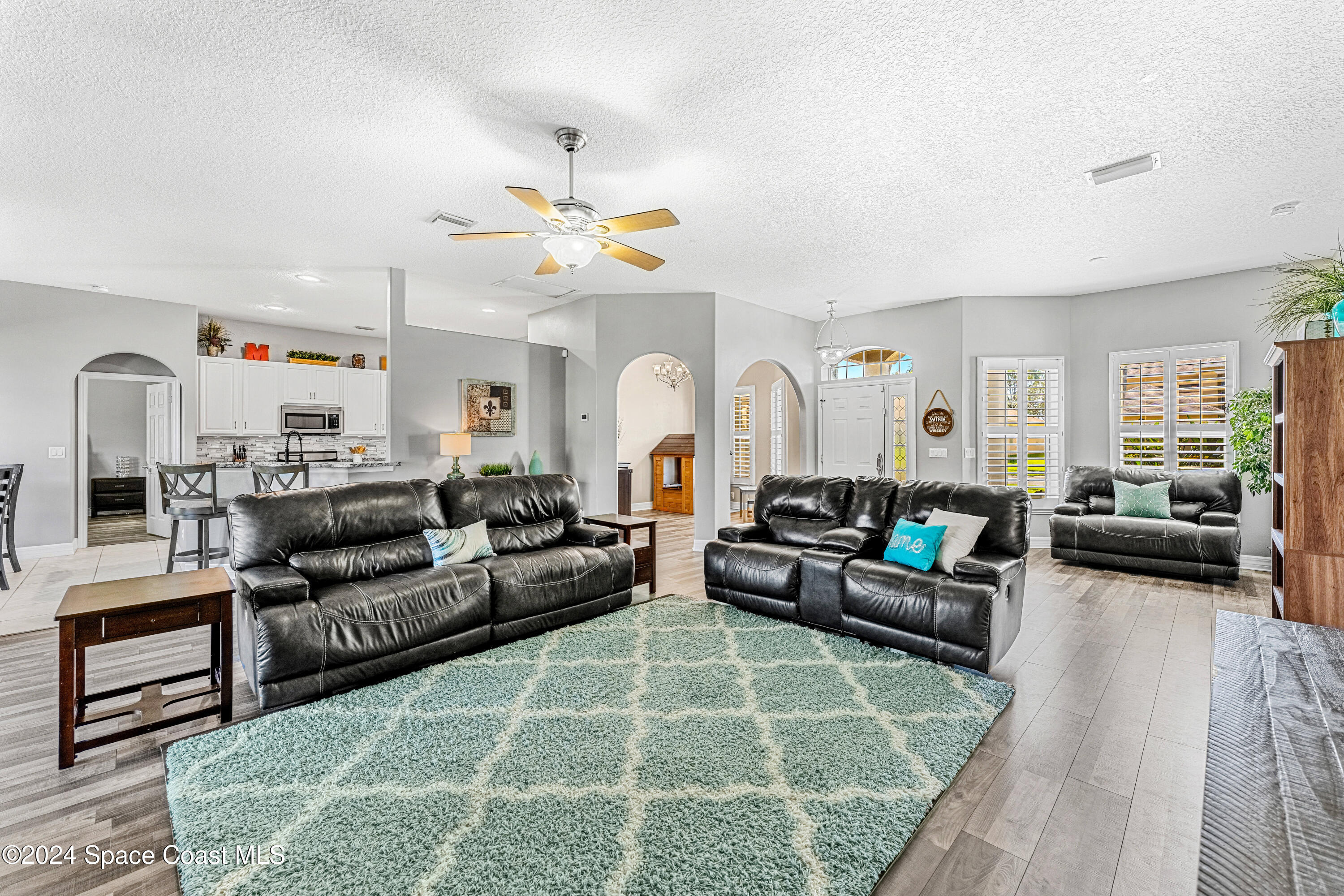 4127 San Ysidro Way