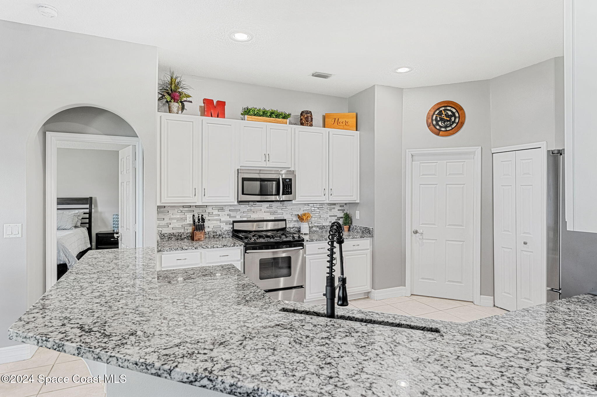 4127 San Ysidro Way